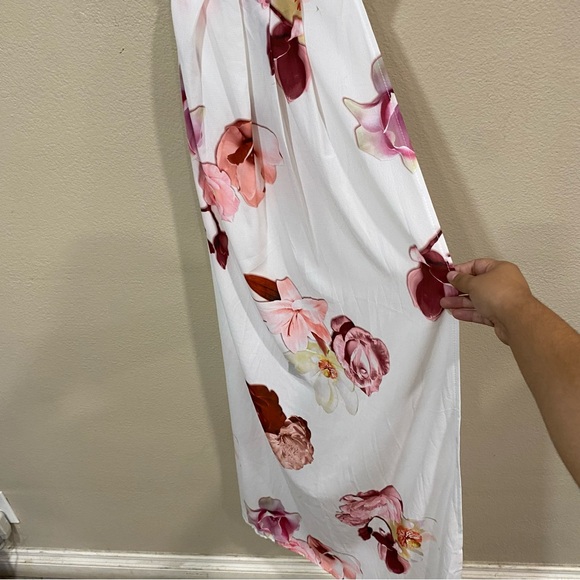 Hello Molly Take Me To Milan Maxi Dress White Size 8 - Picture 9 of 14